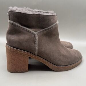 UGG Women's 8 Camel Suede Ankle Boot Block Hill Kasen Lamb's Fur 1018644 NWOT‎